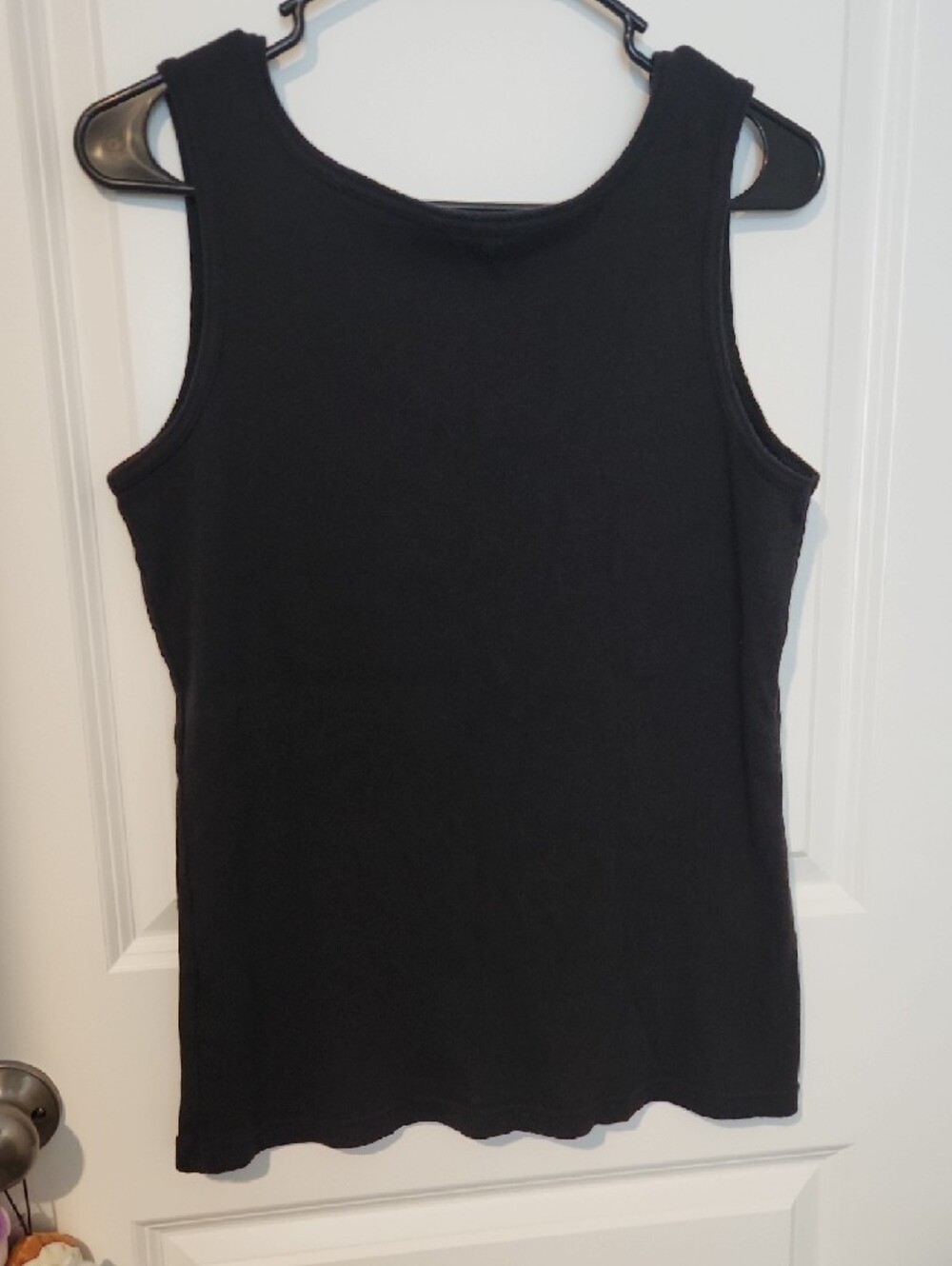 Basic Editions Black Ribbed Tank Top - Picture 3 of 4